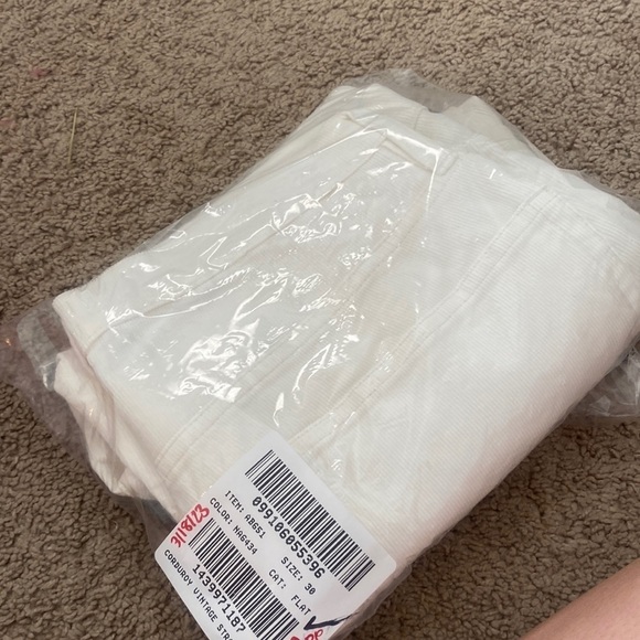 J Crew Vintage slim-straight corduroy pant AB651 - Picture 4 of 4